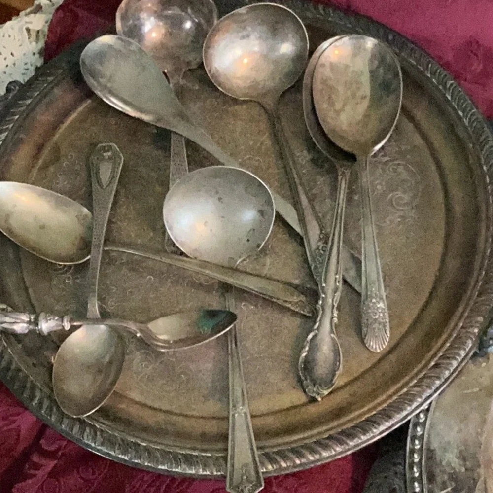 Wm Rogers Platter VINTAGE 10 1/2